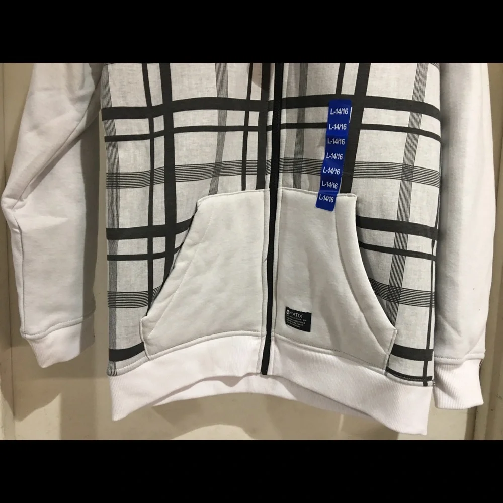 Matix Youth‎ boys L 14/16 hooded Sweater white